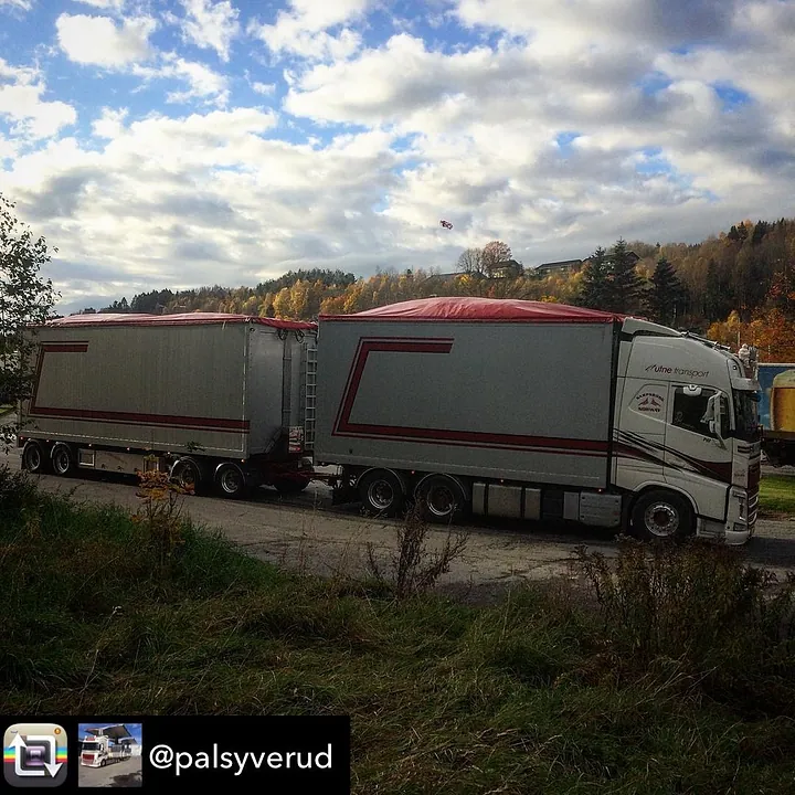 Semitrailer står parkert